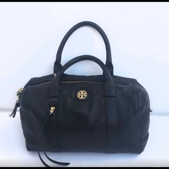 Tory Burch Handbags - Tory Burch leather handbag EUC